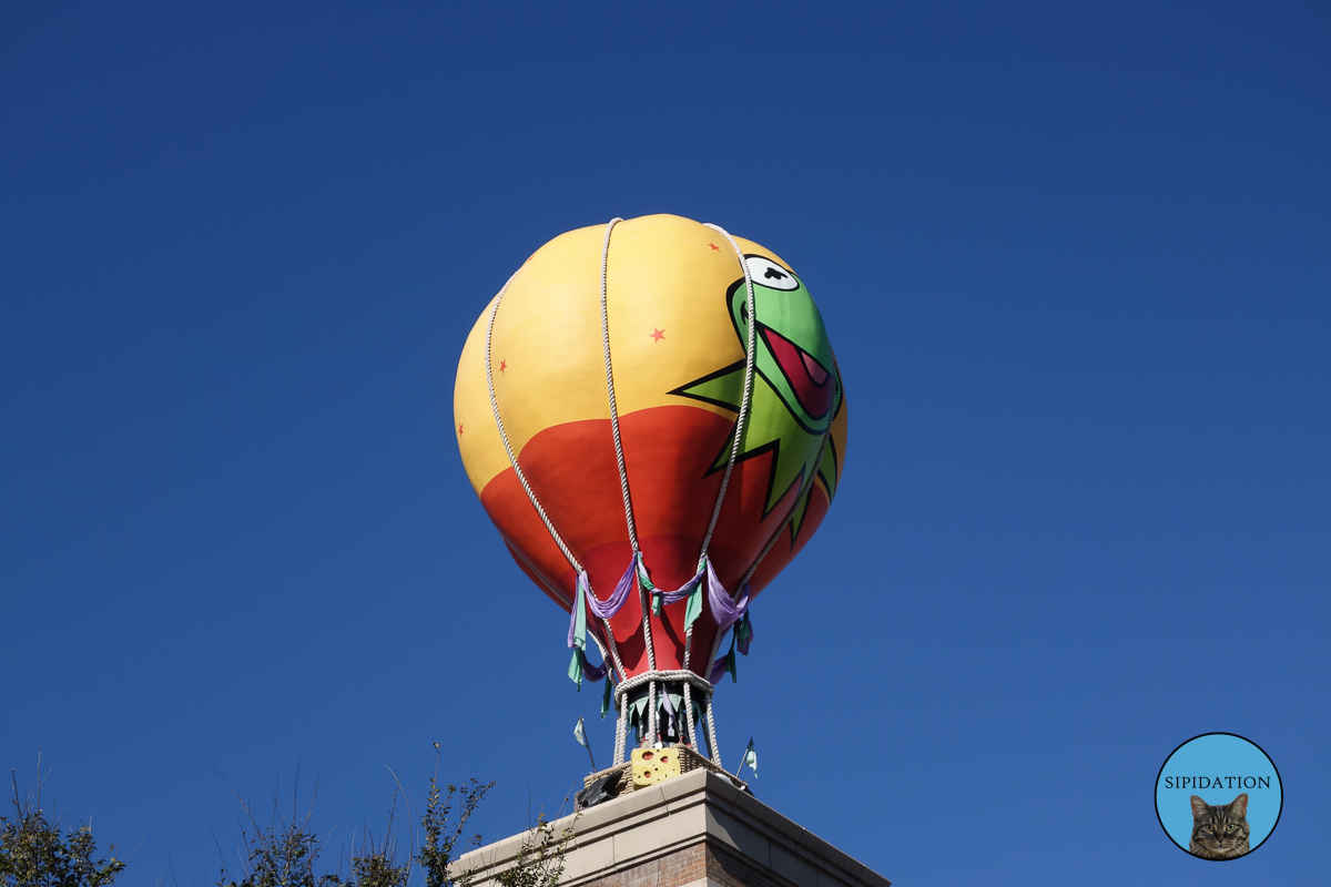 Kermit Hot Air Balloon - Hollywood Studios - Disney World, Florida