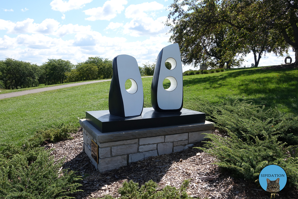 Summer Dance by Barbara Hepworth - Minnesota Landscape Arboretum