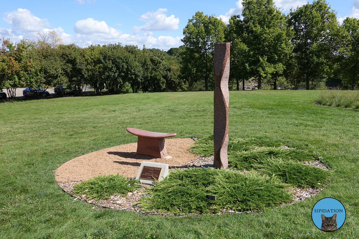Bench and Ellipse Column by Jesus Bautista Moroles - Minnesota Landscape Arboretum